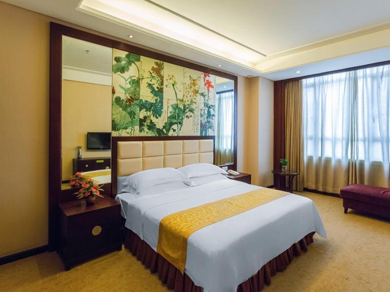 Vienna Hotel Lufeng Peopole Road Exterior foto