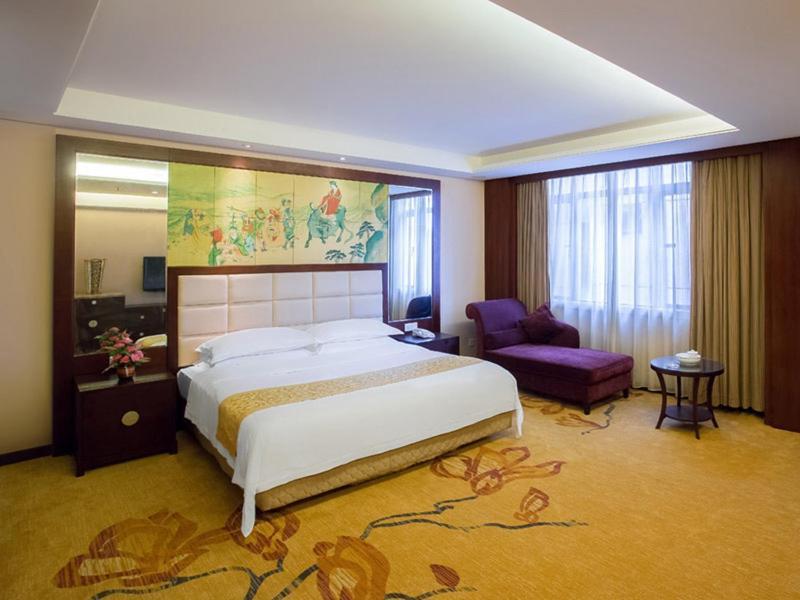 Vienna Hotel Lufeng Peopole Road Exterior foto
